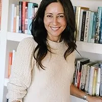 Greer Hendricks
